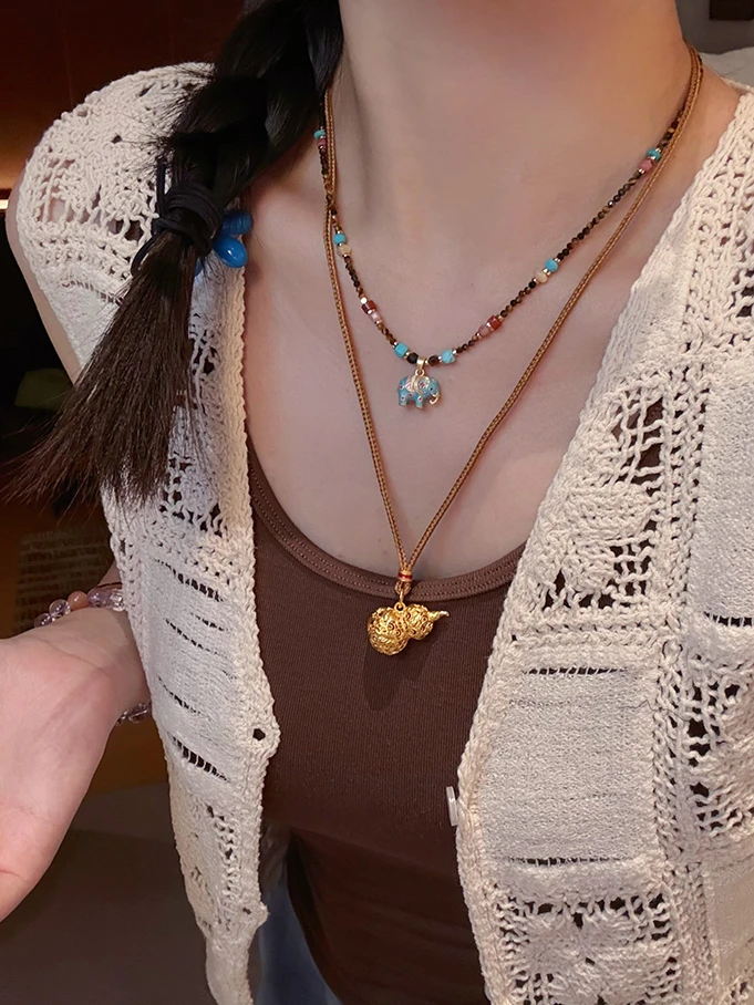 铜合金项链 蓝色小象吊坠串珠项链女款小众复古虎眼石秋冬毛衣链