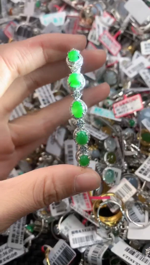 银S925镶嵌戒指翡翠444          9