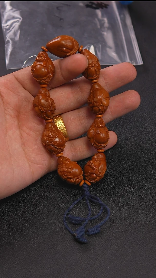 吊坠橄榄核弥勒1.9