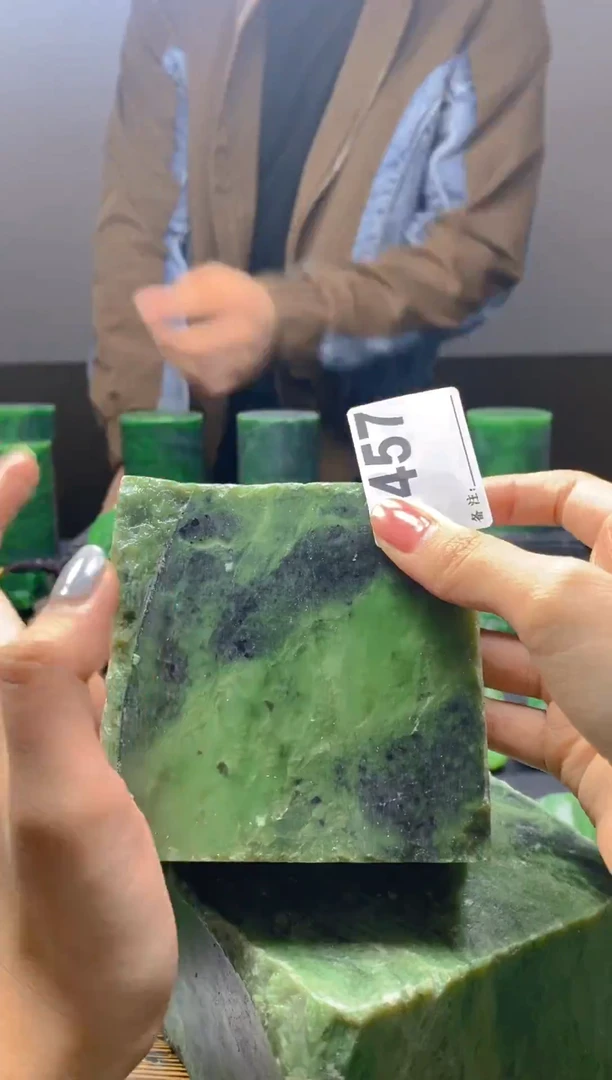 未镶嵌和田玉珠宝半成品1