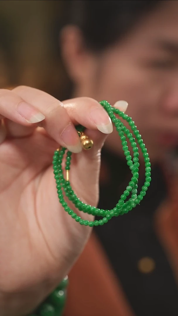 颈饰18K金镶嵌翡翠18K金翡翠葫芦项链