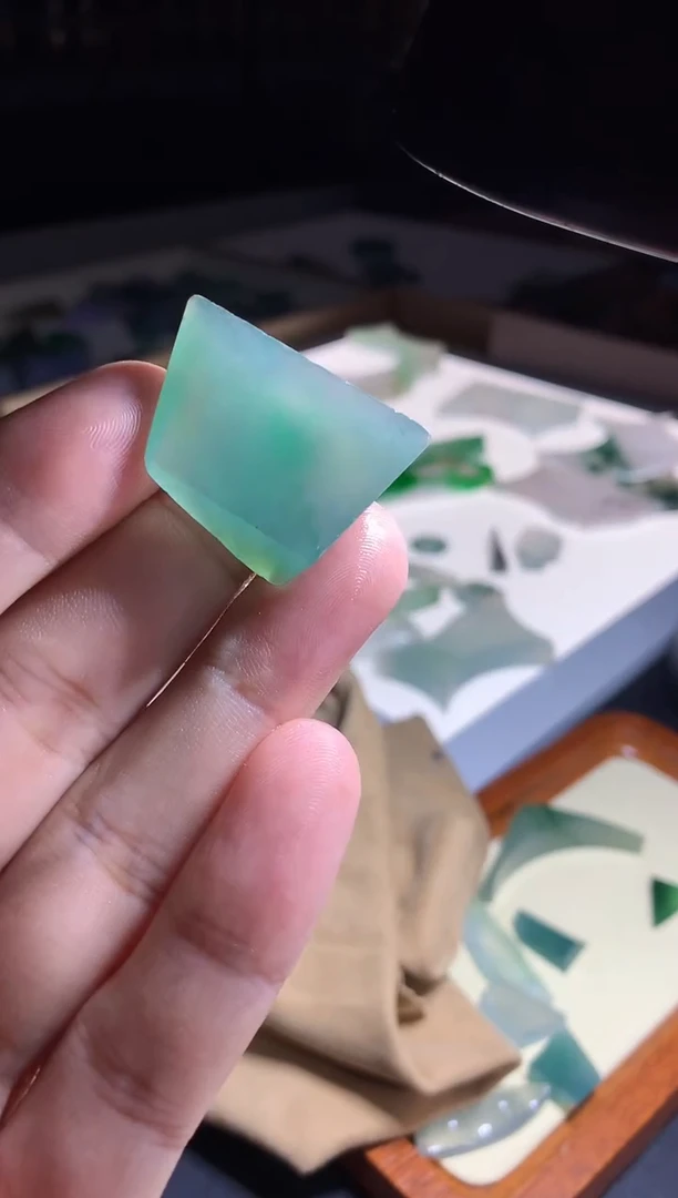 未镶嵌定制翡翠材料