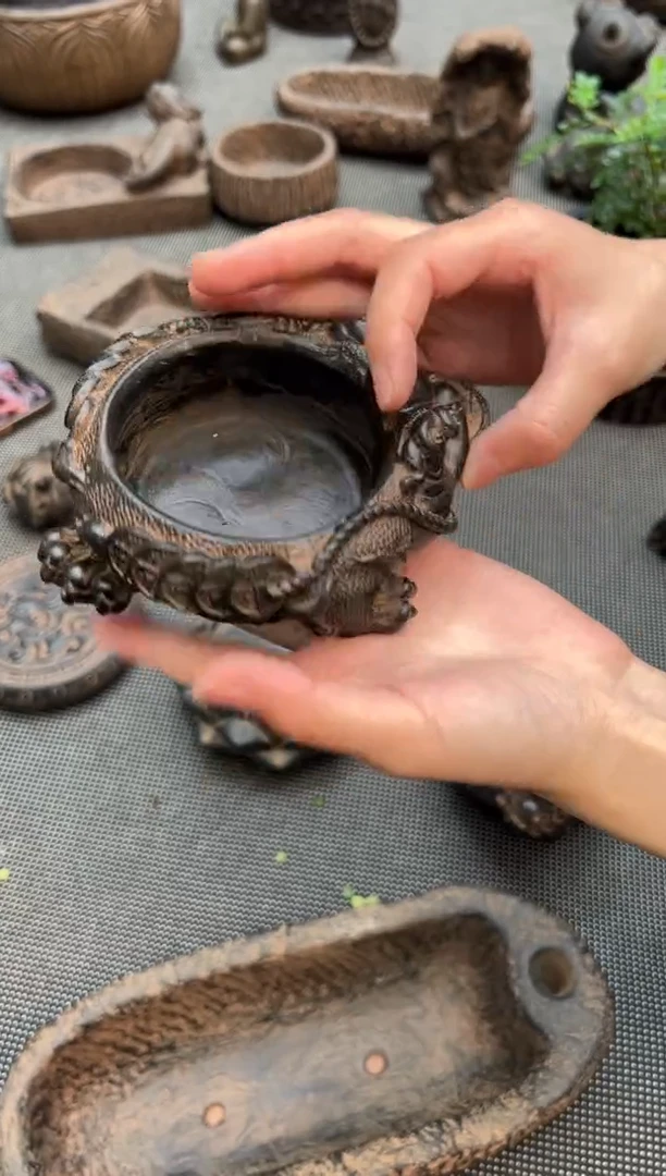 陶土金蟾盆火山泥