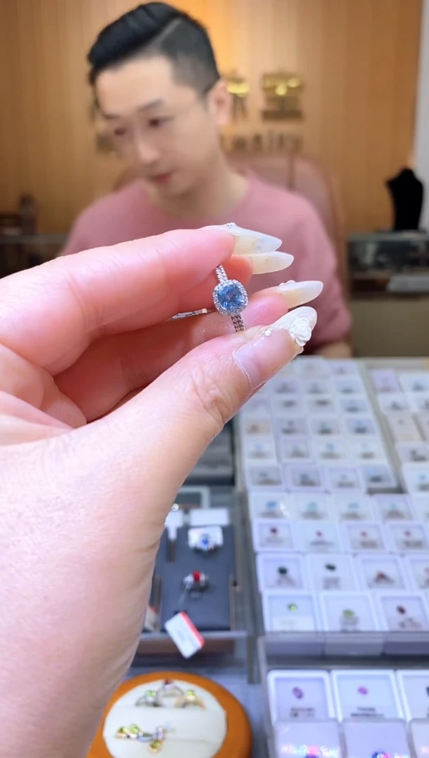 【闪购商品】海蓝宝石戒指银S925镶嵌天然超圣海蓝宝戒指
