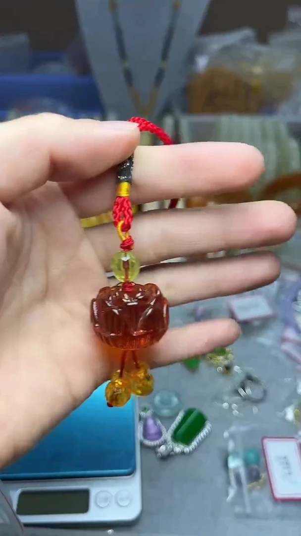 【闪购商品】查罗石颈饰合金挂件