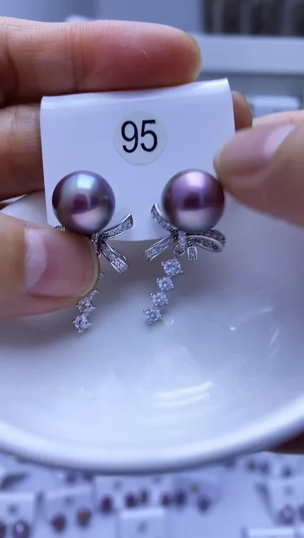 银S925镶嵌耳饰淡水珍珠95
