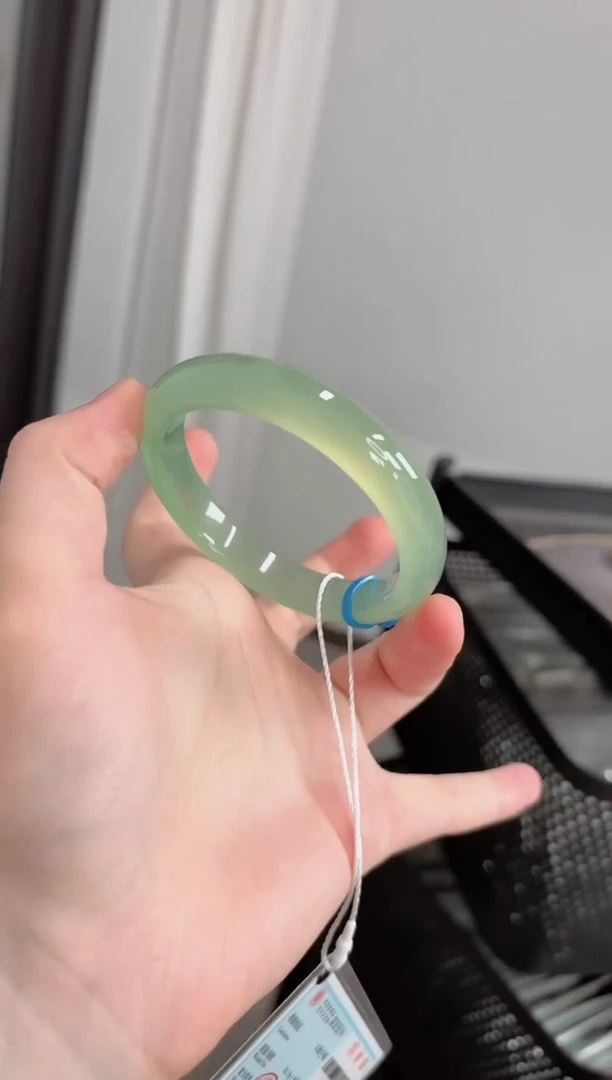 手镯玛瑙/玉髓未镶嵌56-57圈