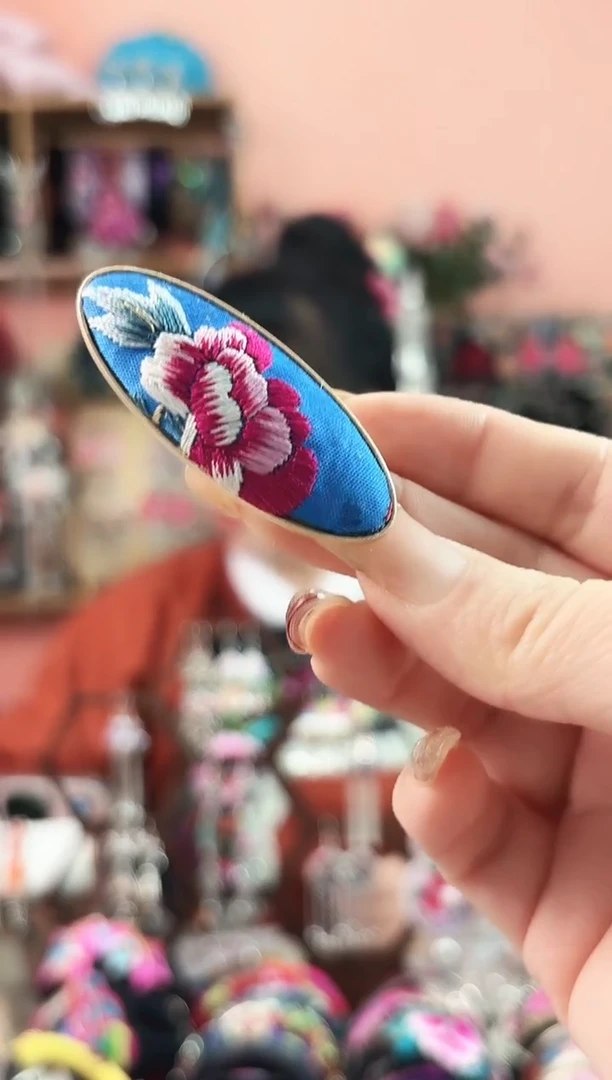 艺枝独绣手工饰品104