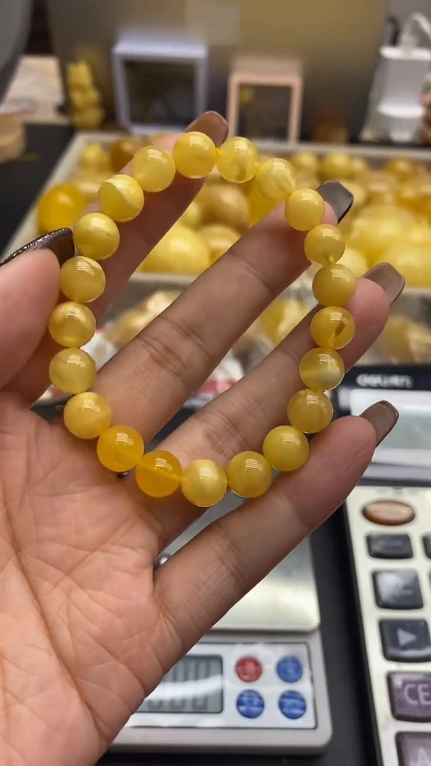 琥珀未镶嵌珠宝奇石273