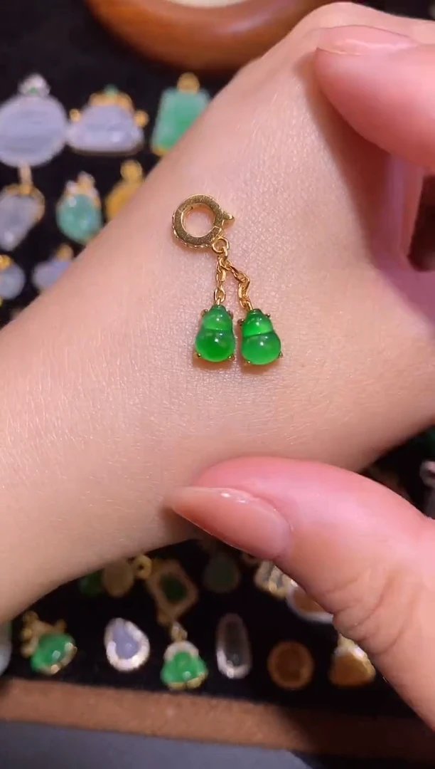 颈饰银S925镶嵌翡翠天然a货翡翠