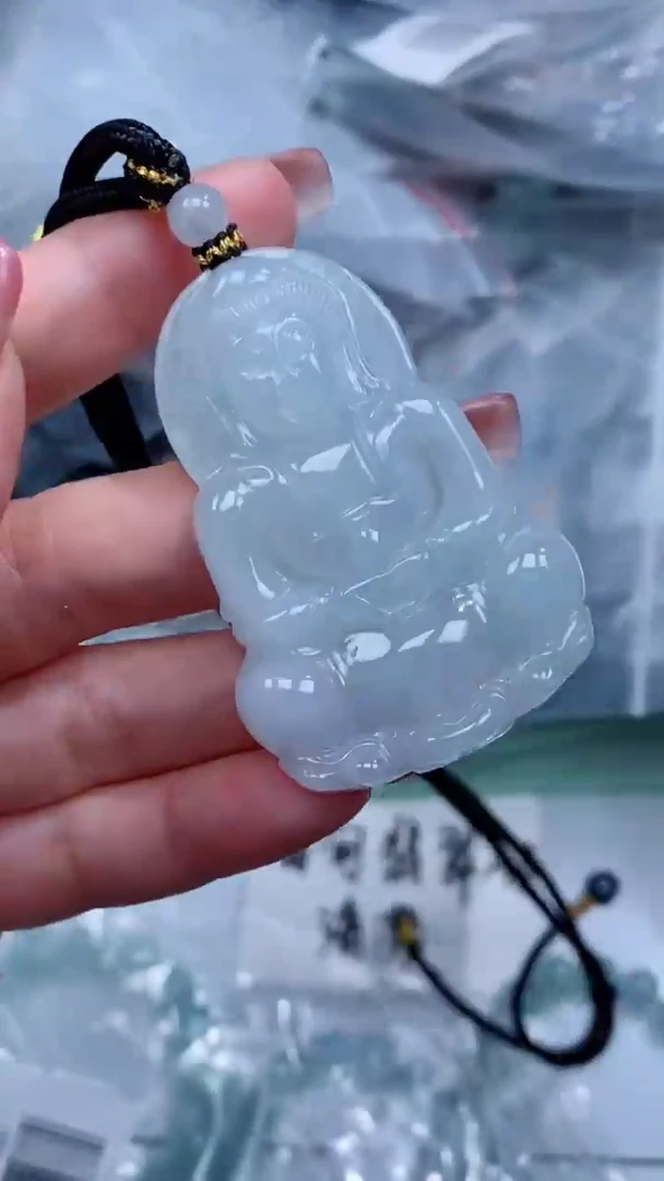 翡翠未镶嵌颈饰吊坠