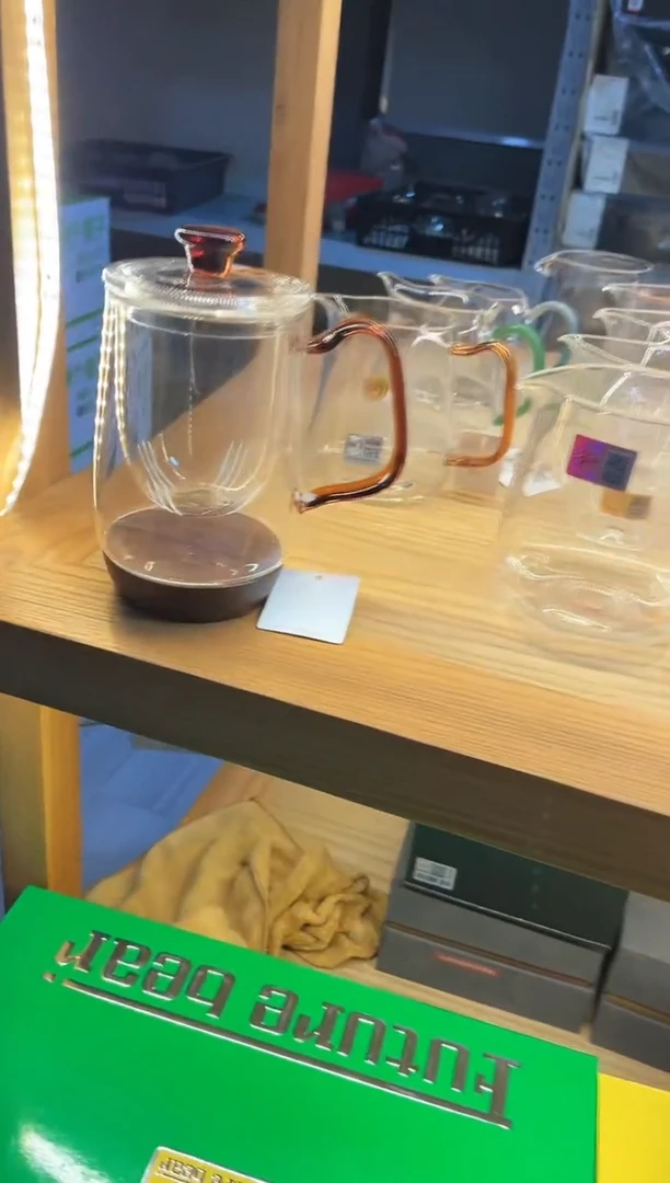 禾器/木允杯/琥珀