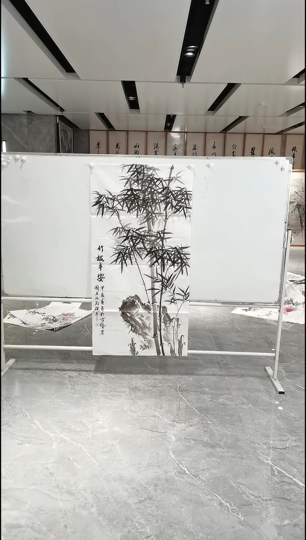 国画尉砚平四尺竖幅竹报平安