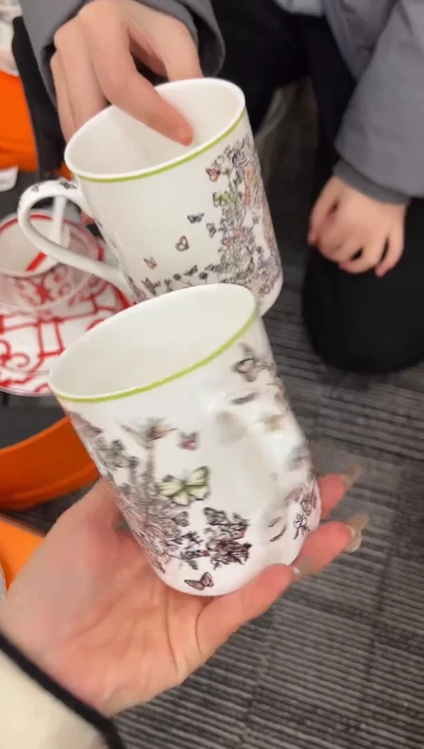 【闪购商品】杯H543----------