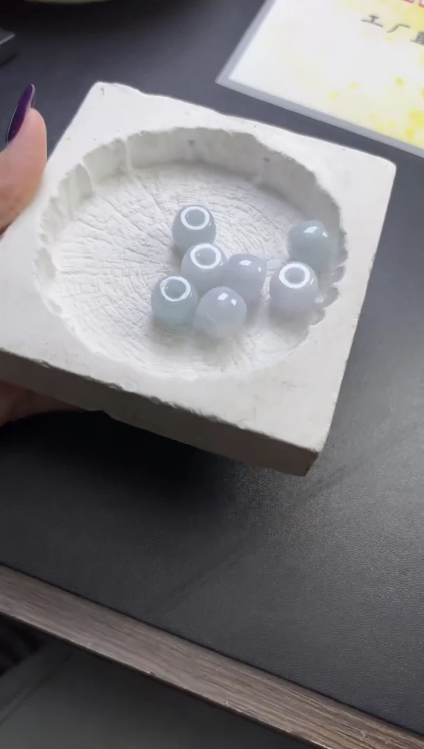 未镶嵌挂件翡翠多样性发一件25081302A