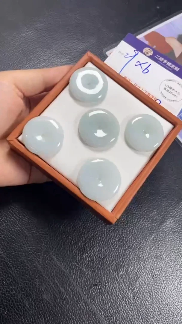 未镶嵌挂件翡翠大佛公多样性发其一CP10配绳