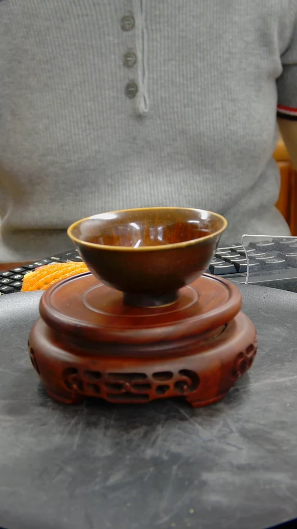 杯吉州窑单色釉盏