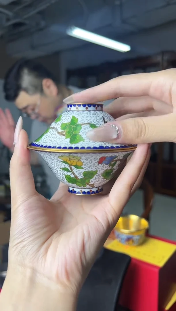 非遗手工景泰蓝斗笠碗白色