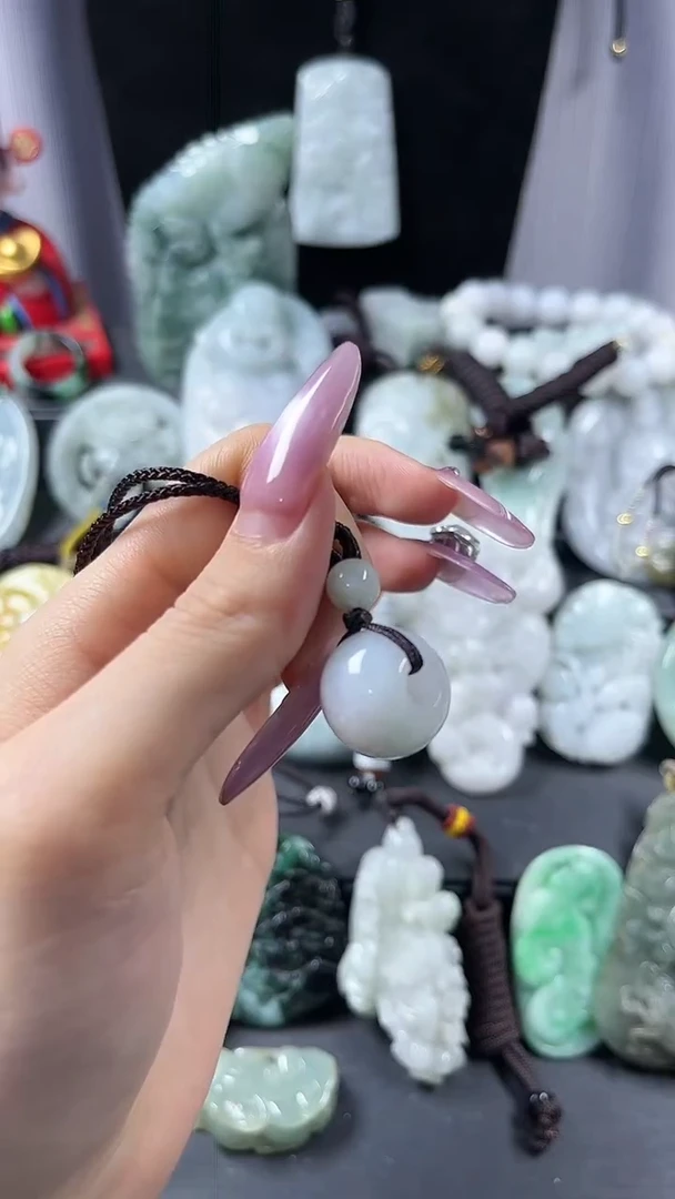 翡翠未镶嵌颈饰转运珠