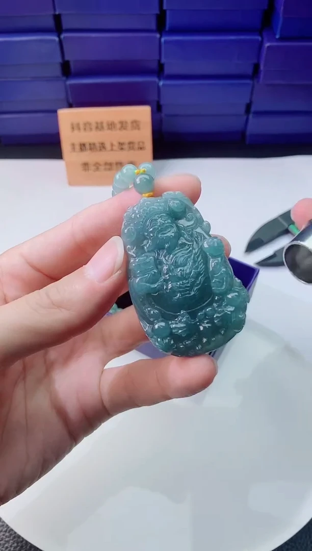 翡翠未镶嵌颈饰11111111