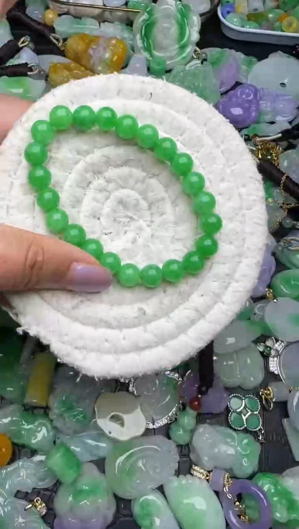 颈饰未镶嵌翡翠缅甸翡翠吊坠