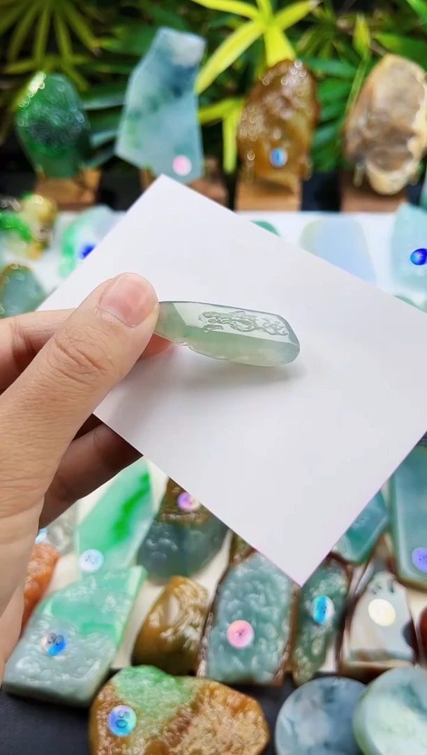 未镶嵌定制翡翠翡翠