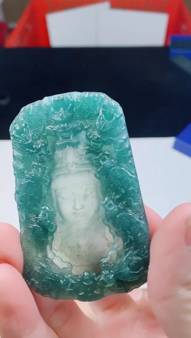 颈饰未镶嵌翡翠小*星    ·