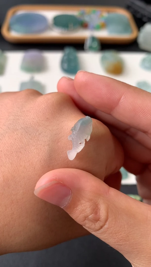 未镶嵌定制翡翠翡翠