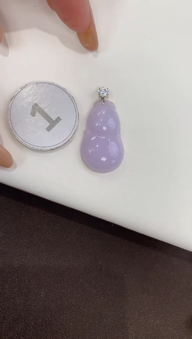 颈饰18K金镶嵌翡翠天然缅甸a货翡翠(多样性发其一)