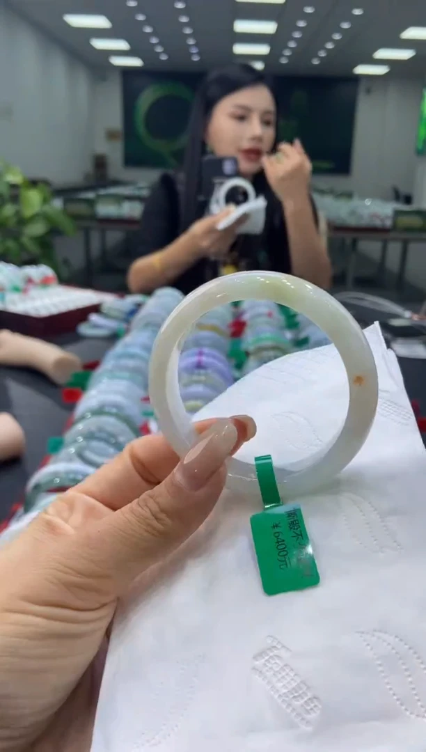 未镶嵌手镯翡翠0000829