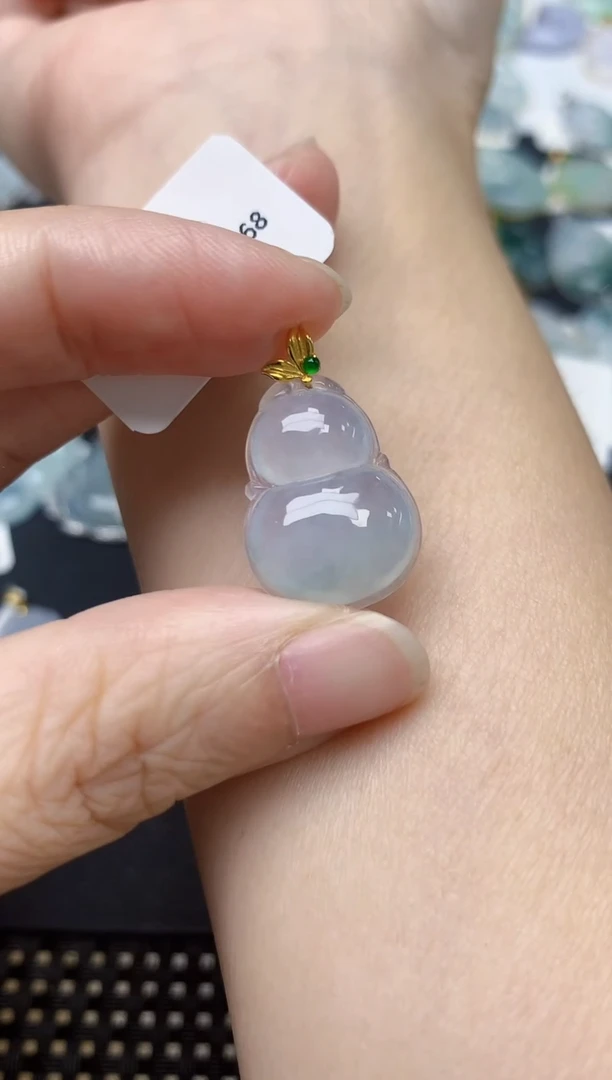 颈饰18K金镶嵌翡翠天然缅甸A货翡翠