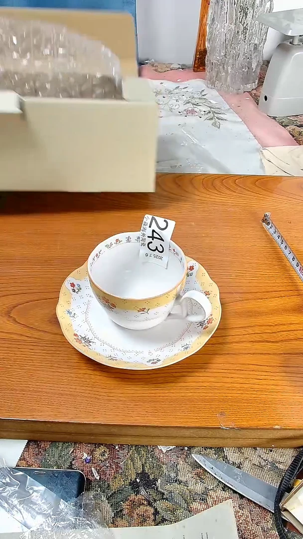 瓷片?****?小淼海外陶瓷工艺品