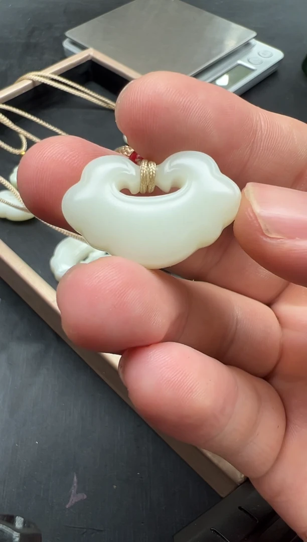 和田玉未镶嵌颈饰玉坠，多样性发货