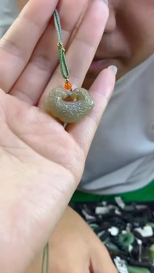 和田玉未镶嵌颈饰多样性发货，拍一发一