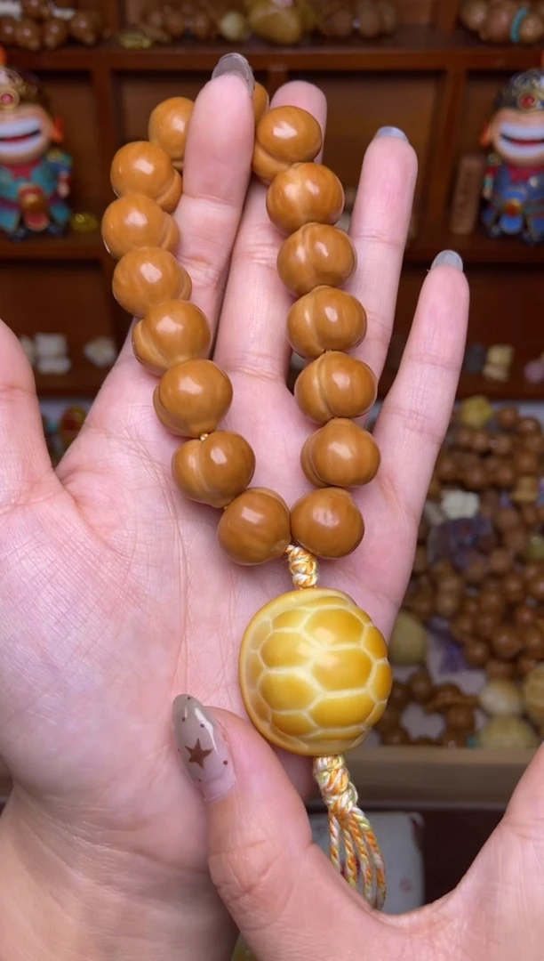 手串猴头核桃蜜桃臀富甲手持