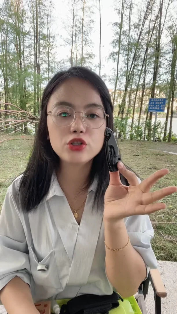 随机款式折叠刀（防折回）