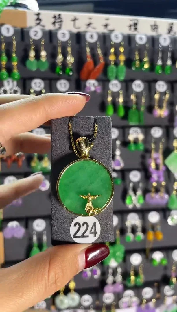 【闪购商品】翡翠耳饰银S925镶嵌224...