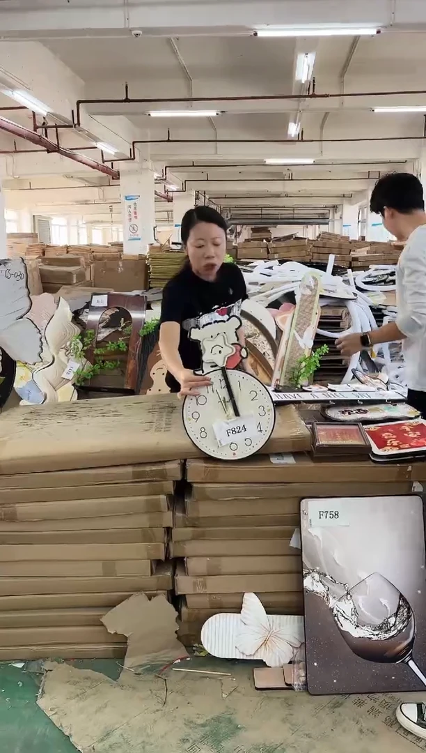 横款孤品果果微瑕闪购F824