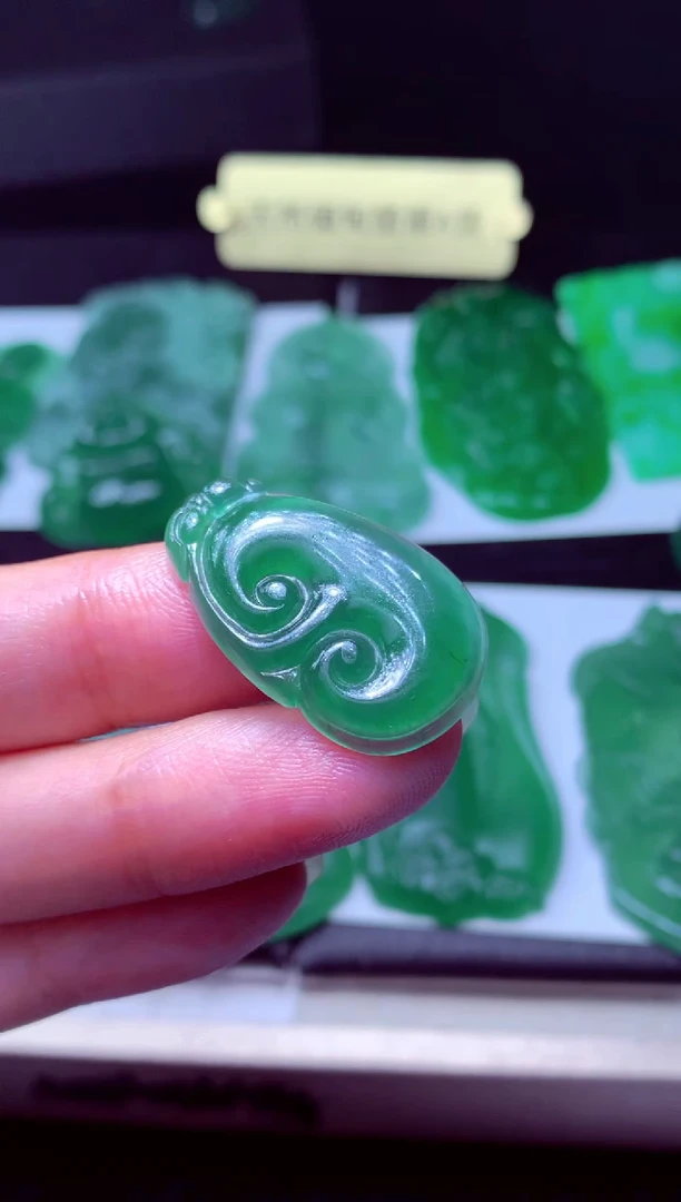 未镶嵌定制翡翠雨**荷天然翡翠A货 官方基地发货