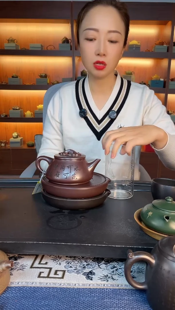 茶壶紫砂梅花如意石瓢 石红 汪庆龙
