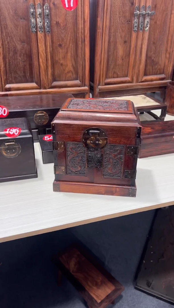 木木花梨木雕刻祥云龙官箱