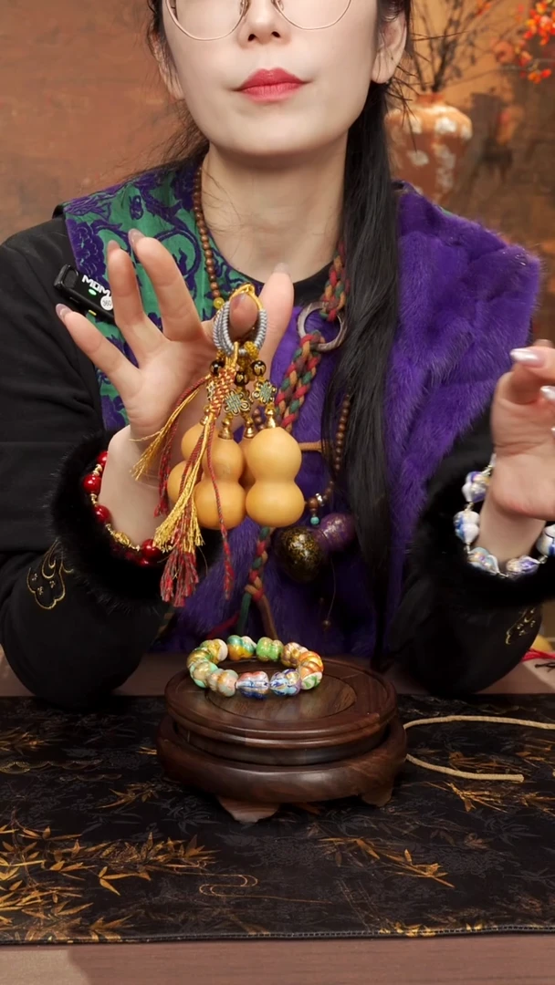 193 --精品挂件小葫芦（随机发）9.9