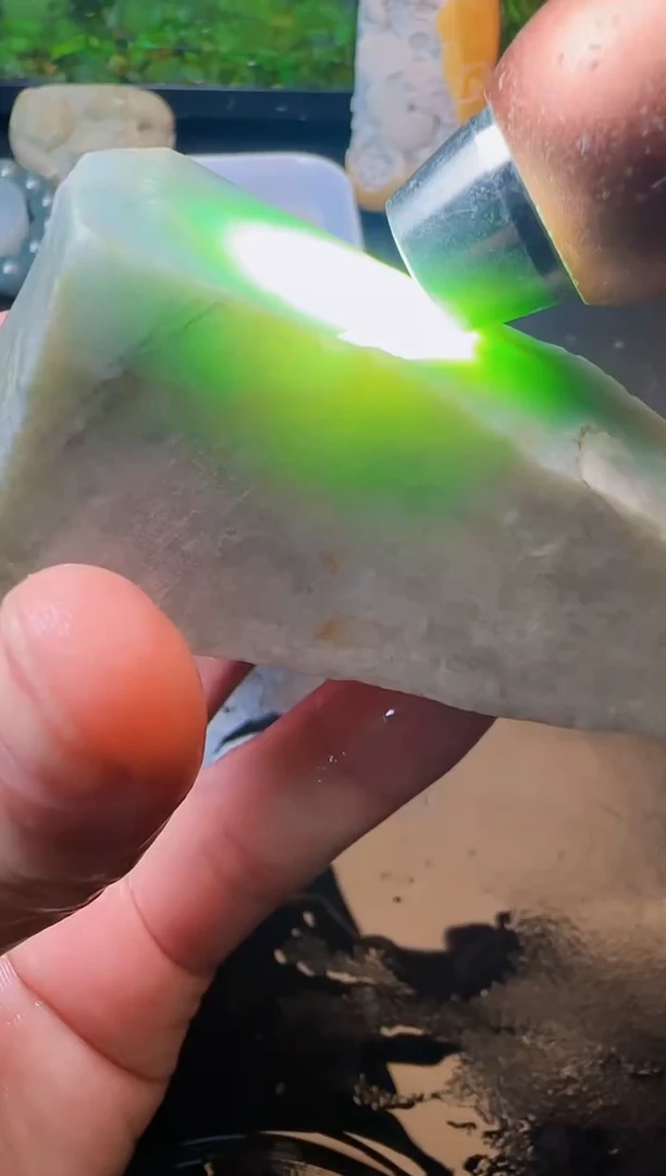 翡翠挂件未镶嵌天然缅甸A货翡翠336