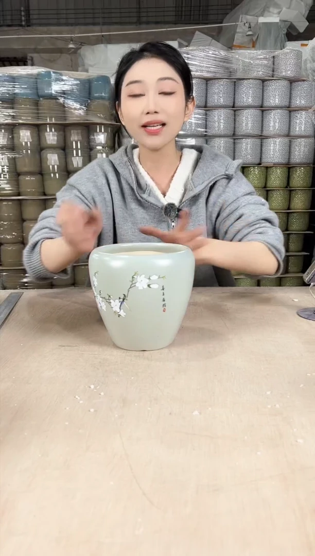 【闪购商品】陶瓷蛋型喜上浅绿小号15x15