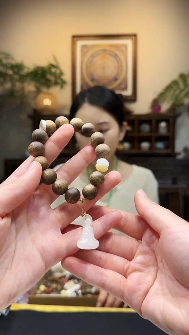 未镶嵌手链和田玉手链