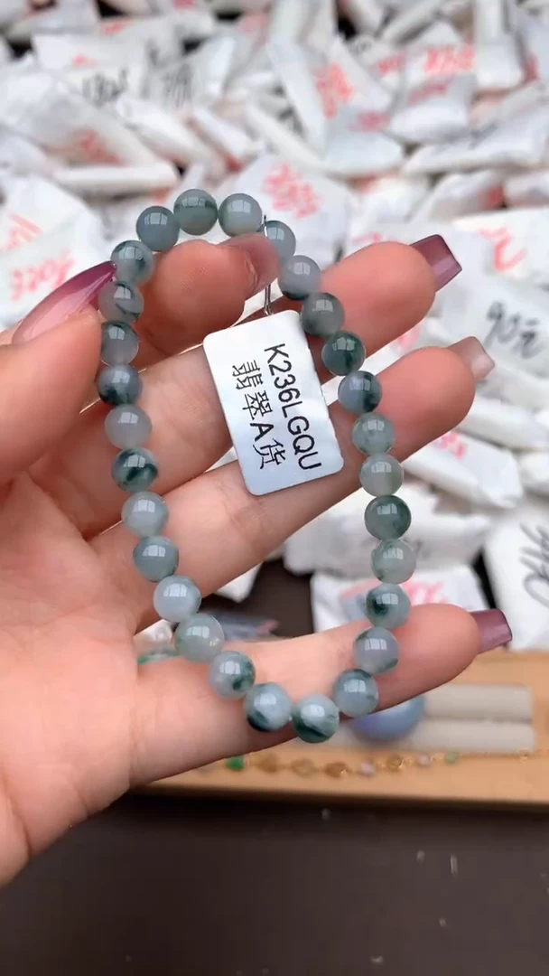 【闪购商品】翡翠手串未镶嵌—  