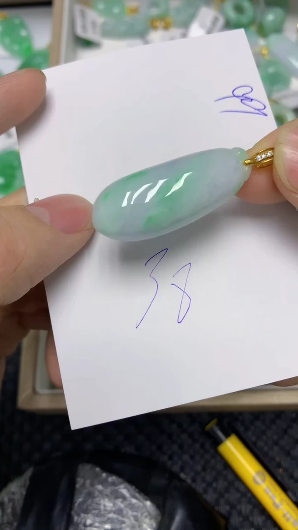 颈饰未镶嵌翡翠翡翠1111111111