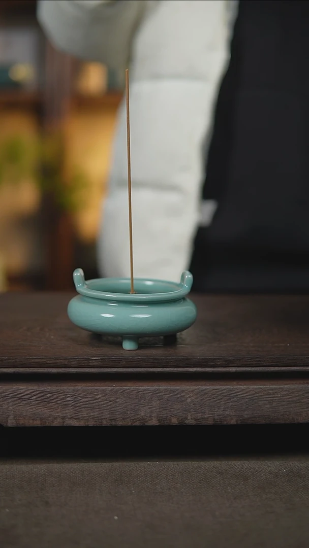 【闪购商品】杯仿古天青三足宣德炉一级