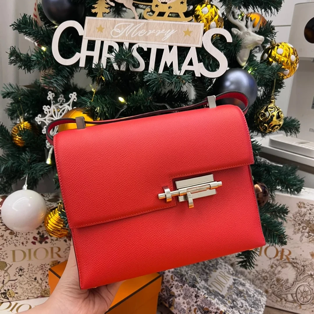 99新 Hermes/爱马仕   手枪Verrou23番茄红银扣 e皮 A刻