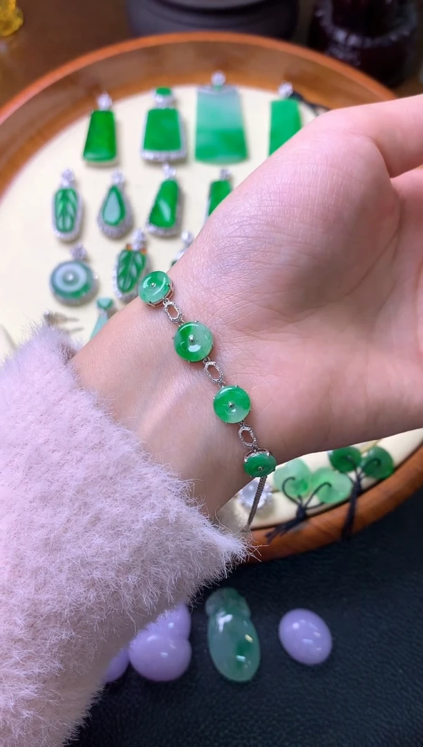 【闪购商品】翡翠手链18K金镶嵌手链